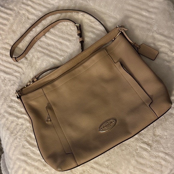 Vintage Coach Classic Pebbled Leather Beige Shoulder Bag - Picture 1 of 9